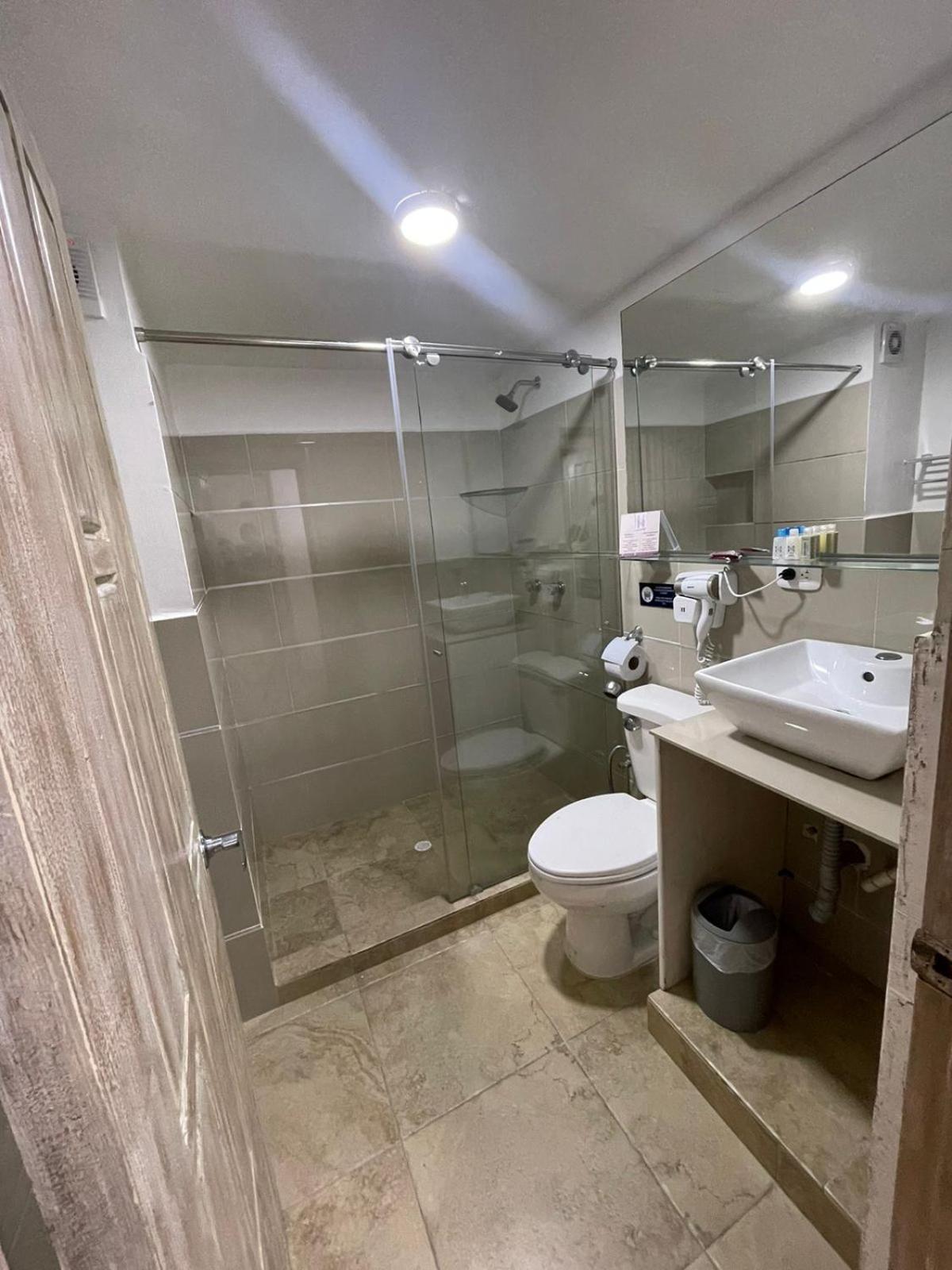 Hotel Hernandez Ctg Cartagena Eksteriør billede
