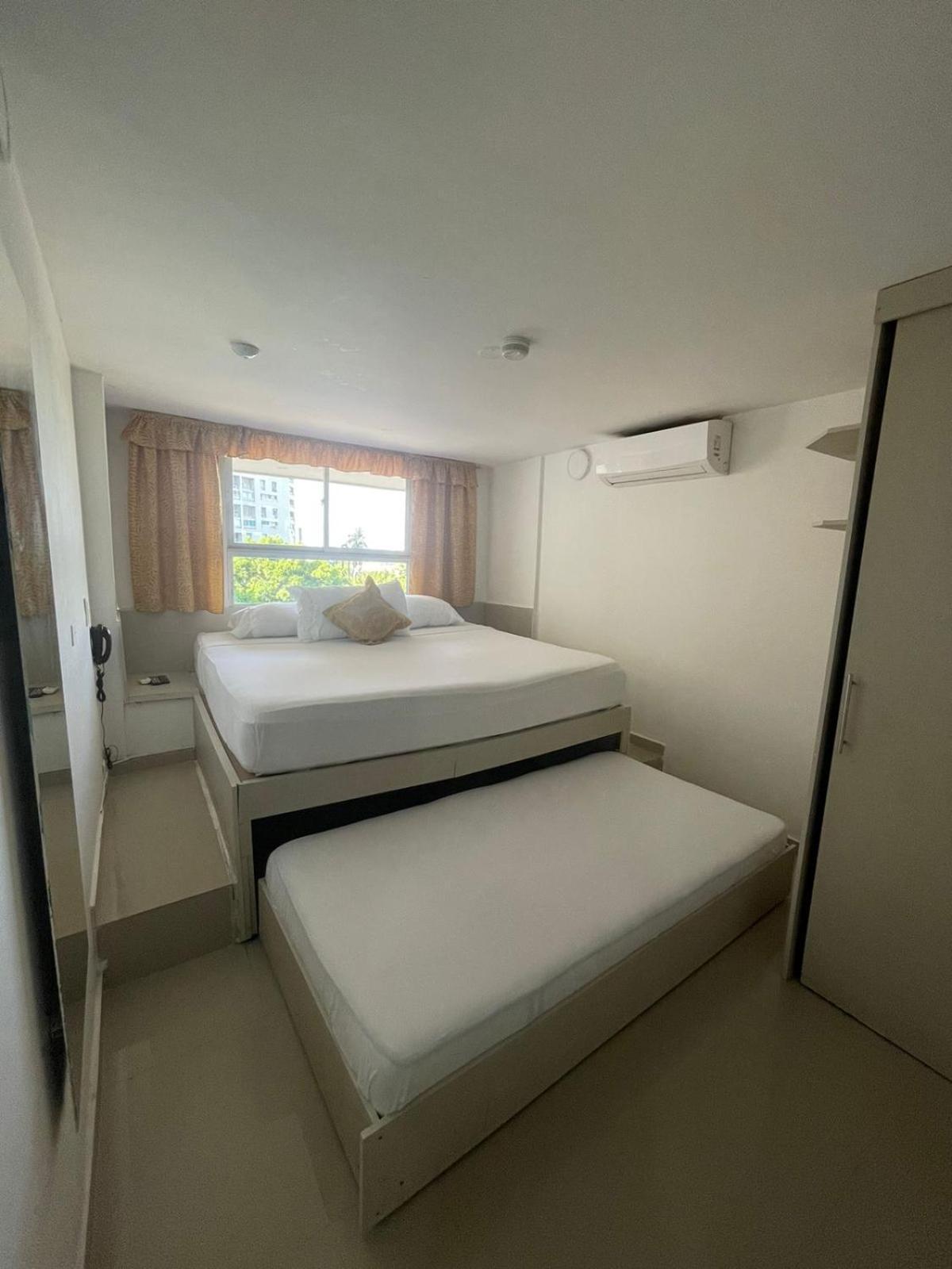 Hotel Hernandez Ctg Cartagena Eksteriør billede